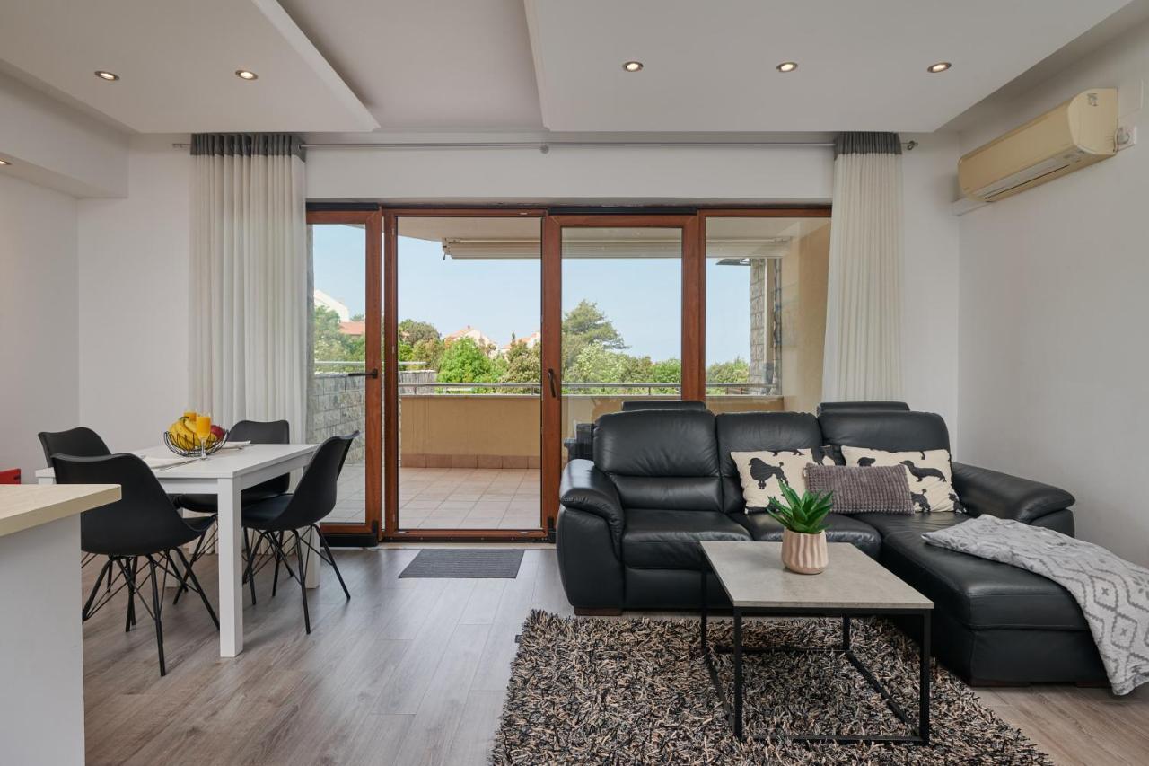 Apartments Lucia Кавтат Екстериор снимка