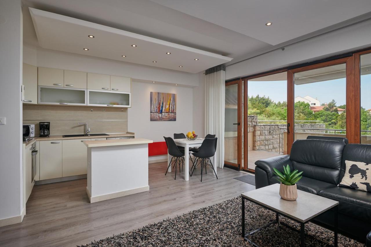 Apartments Lucia Кавтат Екстериор снимка