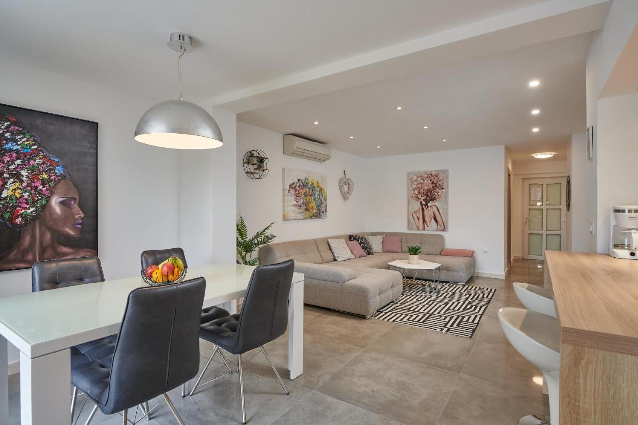 Apartments Lucia Кавтат Екстериор снимка