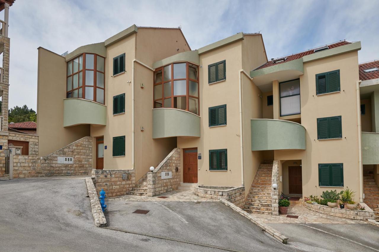 Apartments Lucia Кавтат Екстериор снимка