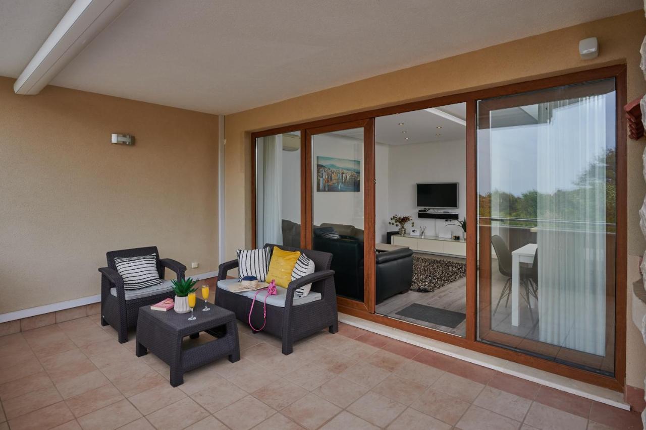 Apartments Lucia Кавтат Екстериор снимка