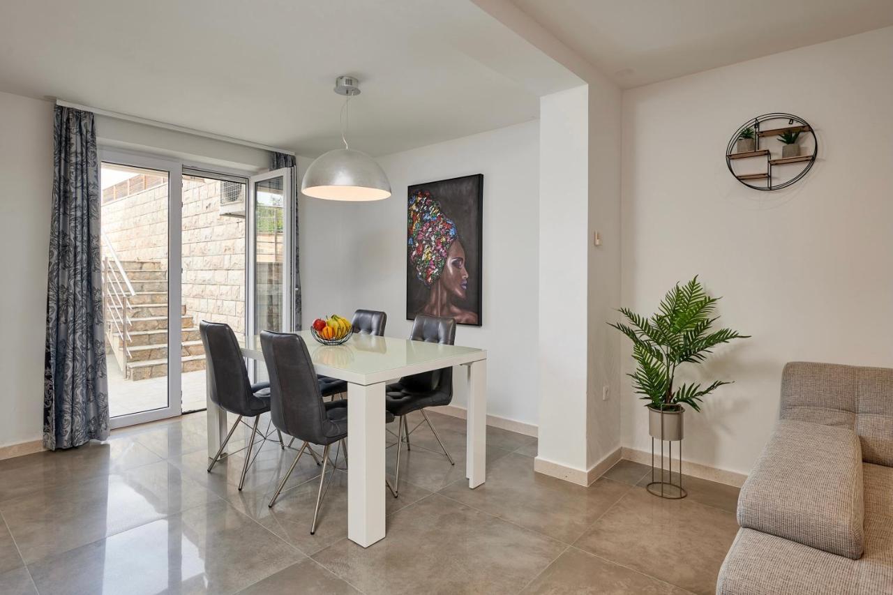 Apartments Lucia Кавтат Екстериор снимка