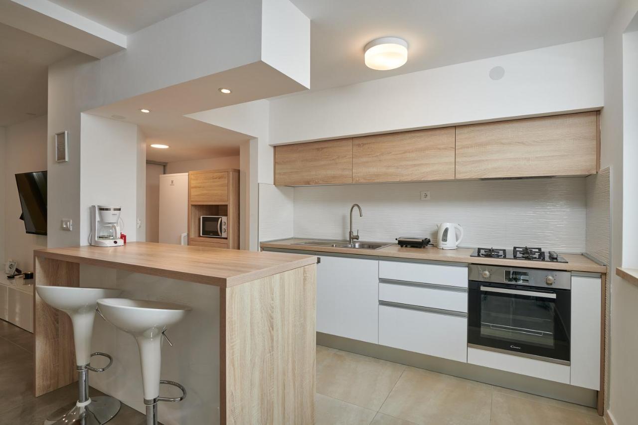 Apartments Lucia Кавтат Екстериор снимка